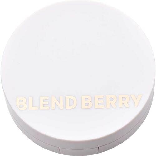 ツヤ肌ファンデーションおすすめ ブレンドベリー ブライトニング ピコセラムクッション UV/002 ミディアムベージュ イメージ2