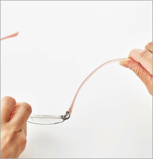 肌あたりのいい柔らかテンプル 老眼鏡おすすめ イメージ