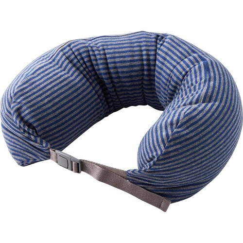  無印良品 フィットするネッククッション イメージ1