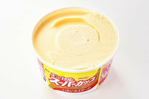 アイスクリームおすすめ 明治 エッセル スーパーカップ いちごカスタード イメージ2
