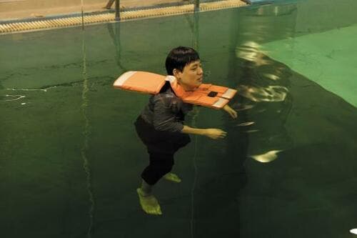 顔を前後でしっかり支える ウレタンボードが特徴 イメージ