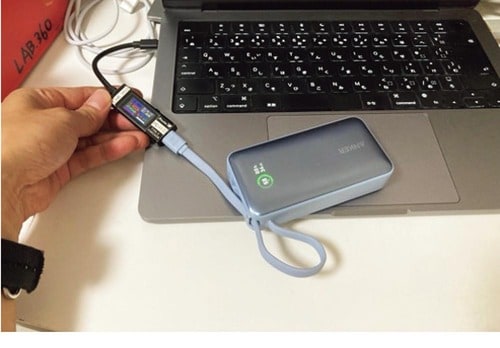 同じバッテリー残量の端末を使って出力を計測 アンカー・ジャパン「Anker Prime Power Bank (9600mAh, 65W, Fusion)」おすすめ イメージ