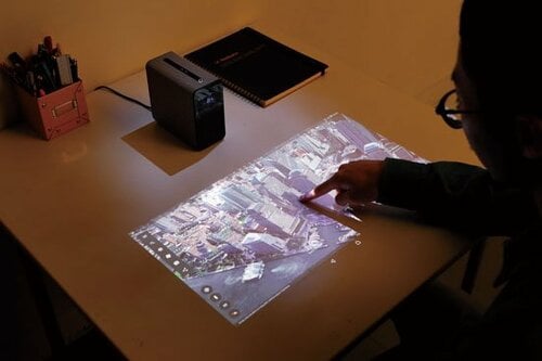 まず驚いたのは思っているより はるかにタッチ操作の反応が良い！ イメージ