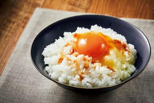 焼肉店のような味！モランボン「ユッケ風たまごかけご飯のたれ」 イメージ3