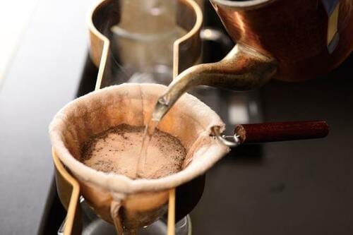 【基本①】コーヒーの味は4つの苦味、酸味、甘味、コクから構成 カルディのコーヒー豆おすすめ イメージ