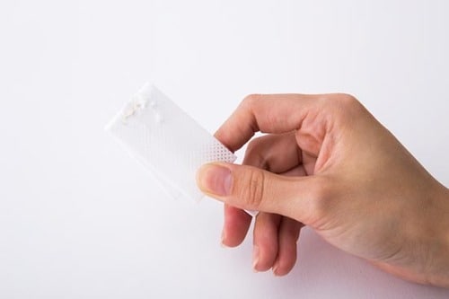 ハサミの切れ味が即復活！ ベトベトが落ちる「はさみ強力クリーナー」 イメージ3