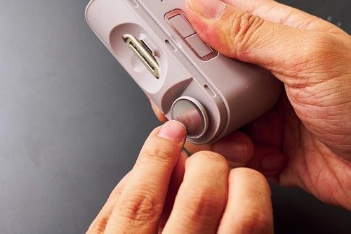 使い方 電動爪切りおすすめ イメージ3