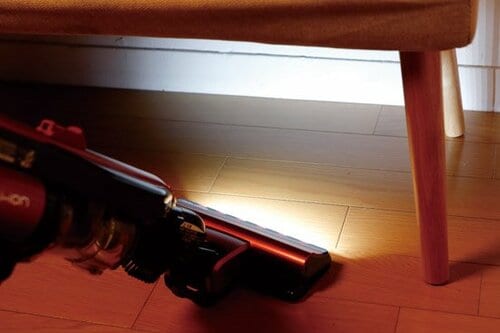 3段階に伸縮するパイプと明るさ、充電のしやすさもお見事です イメージ4