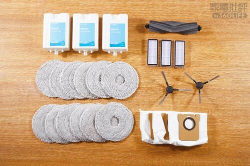十分すぎる量のサプライ品が同梱 ロボット掃除機おすすめ イメージ