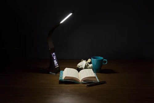 レザー調が艶かしい欧州Amazonベストセラー イメージ5