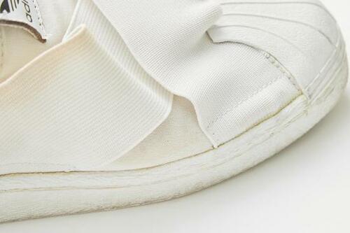 結果3:黒ずんだ運動靴は白くなるけど部分汚れが落ちない イメージ3