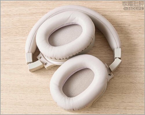 折りたたんでコンパクトに 安いワイヤレスヘッドホンおすすめ イメージ