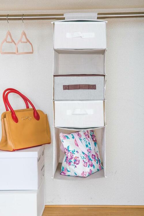 ニトリの吊り収納で収納スペースを拡張 イメージ