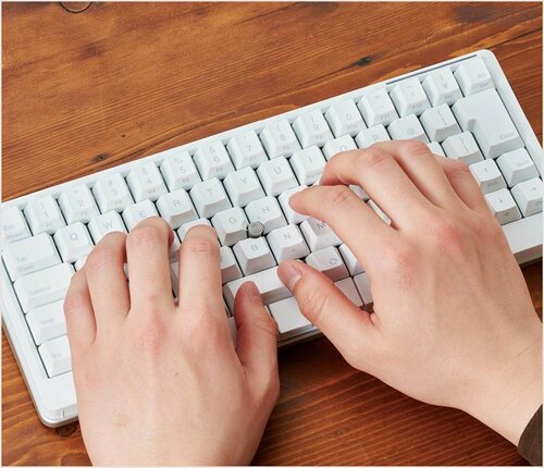 軽いタッチで入力できる 高級キーボードおすすめ イメージ