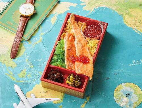 約17cmの特大サーモンがド～ン！ 後のせプチプチいくらのウマさに感激 MONOQLO 2025ベストバイおすすめ イメージ