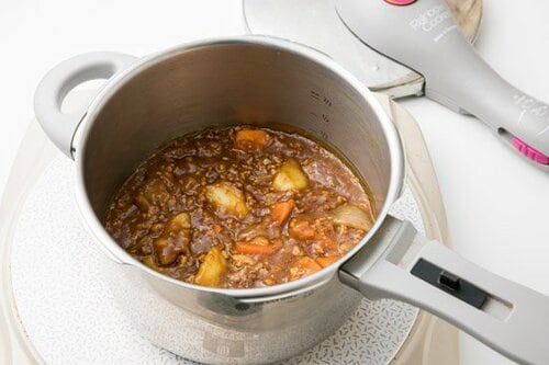 [もう一歩] 圧力鍋はルウがイマイチ！ イメージ