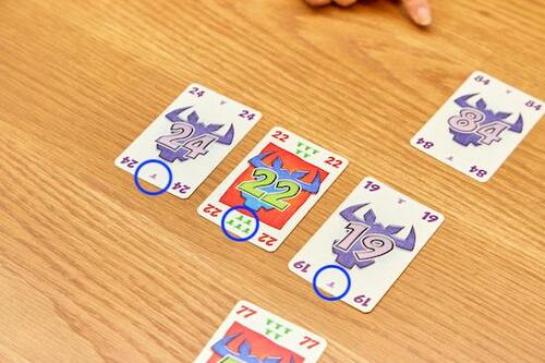 シンプルかつ至高の数並べゲーム カードゲームおすすめ イメージ2