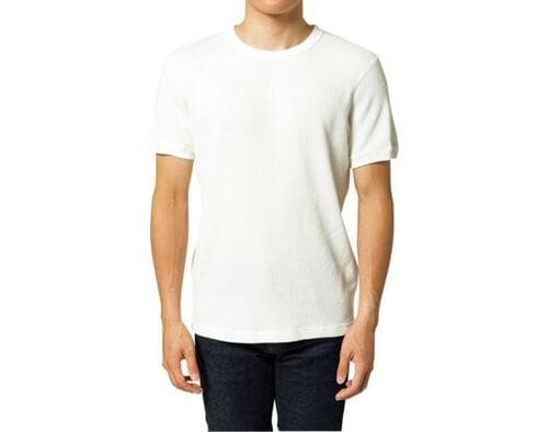 【Ｂ評価】ワッフル生地のTシャツは好みがわかれそう…  ユニクロ無地Tシャツおすすめ イメージ4