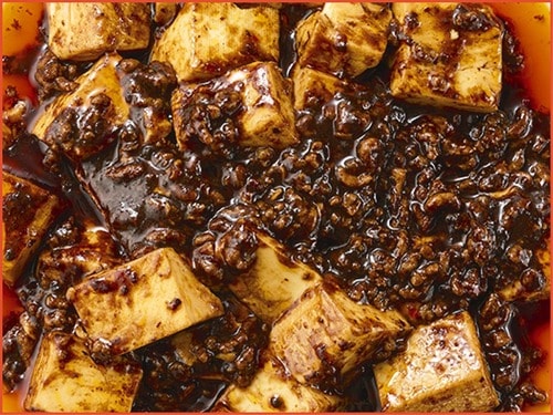 【ここが町中華っぽい】イカ墨由来のブラックな見た目が◎ 麻婆豆腐の素おすすめ イメージ