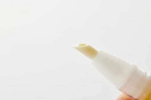 簡単ケアでキレイな指先が保てる「甘皮ケアオイル」 イメージ2