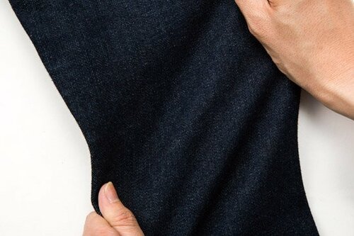 体にフィットするシルエットと風合いが素晴らしい無印良品