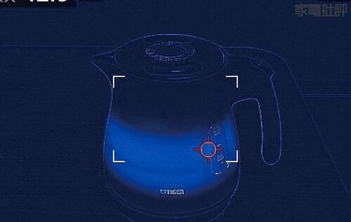 触ってもやや温かい程度 電気ケトルおすすめ イメージ