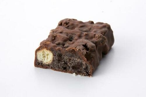 7位: ユーラク ブラックサンダー食感も風味も前後で変わらず イメージ2