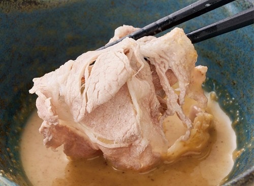 金賞のワケ：肉質がやわらかく、タレとの絡みもいい MONOQLO 2025ベストバイおすすめ イメージ