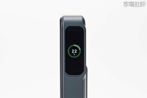 液晶画面で残量と終了時間がわかる! ワイヤレスモバイルバッテリーおすすめ イメージ
