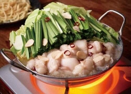 シメまで文句なしに旨い 博多いち(ウエスタン)「博多もつ鍋セット」 イメージ
