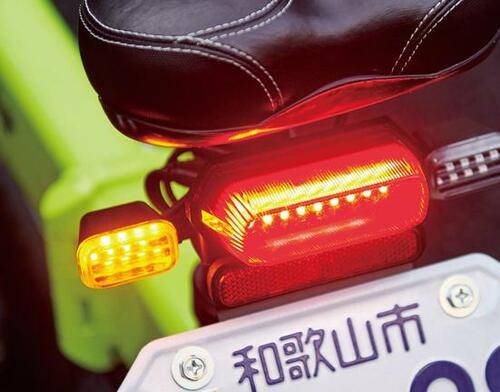 ウインカーは見やすいですが戻し忘れに注意 イメージ