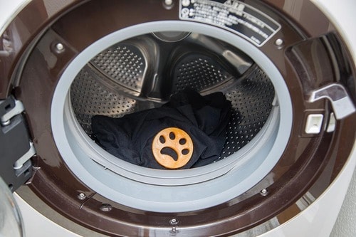 ココがスゴい：Tシャツに付着した無数の猫毛がかなり減った イメージ2
