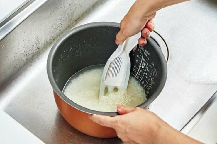 冬も手が痛くならない！米とぎツールのおすすめ3選｜『LDK』と料理家が比較