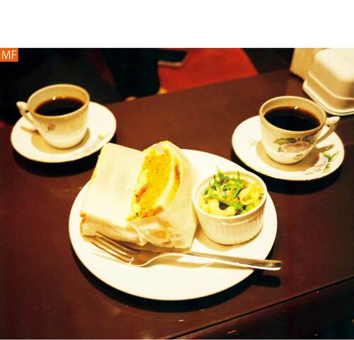 暗い場所での撮影はMFモード Lomo MC-Aおすすめ イメージ2