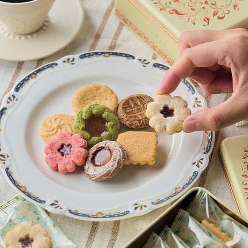 東京駅で買えるお土産おすすめ アトリエうかい フールセック・アソルティ缶 東京駅限定8個入り イメージ1