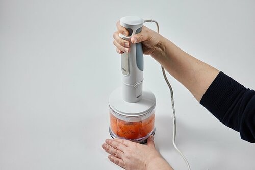 にんじんのすりおろしも手早くできる ハンドブレンダーおすすめ イメージ