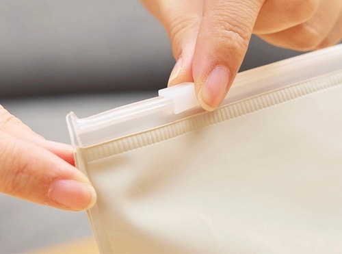 スライダー付きで補充が簡単 スリーコインズおすすめ イメージ