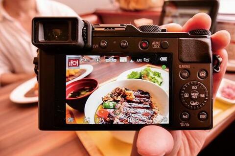 飲食店さま 必見‼︎ デジカメでプロっぽく美味しそうな写真を撮影する方法 食べ物の撮影に最強なカメラは？ プロのおすすめはパナのコンデジで