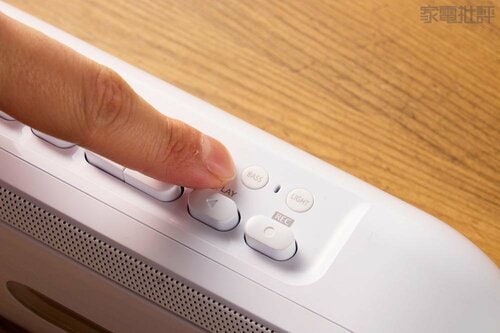 BASS モードにすれば迫力ある低音が流れる レトロ家電おすすめ イメージ
