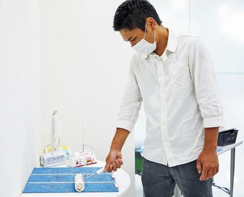 髪の毛残りゼロの清潔リビングが叶える「コロコロ」6製品をテスト イメージ