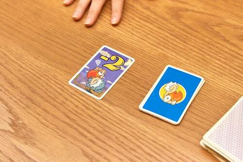 スリリングな数字の駆け引き カードゲームおすすめ イメージ2